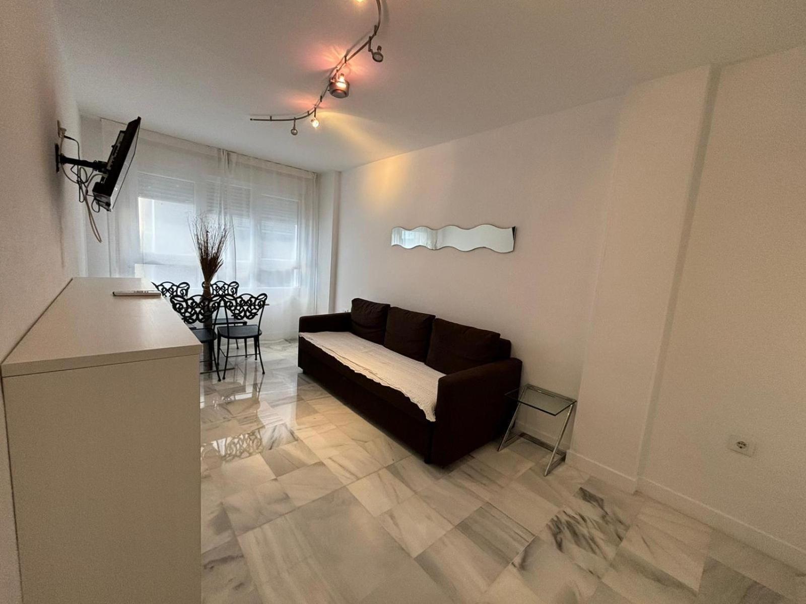 Apartamentos Turisticos Imar Кадис Екстериор снимка